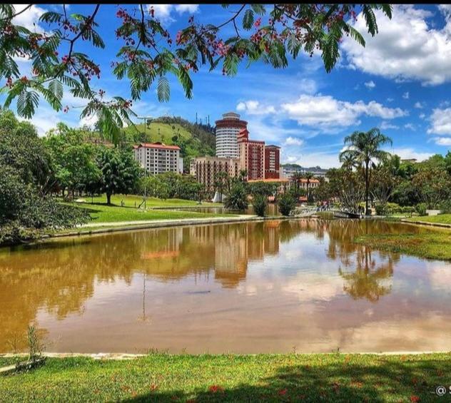 Apartamento Aconchegante Centro Aguas De Lindoia Appartement Buitenkant foto